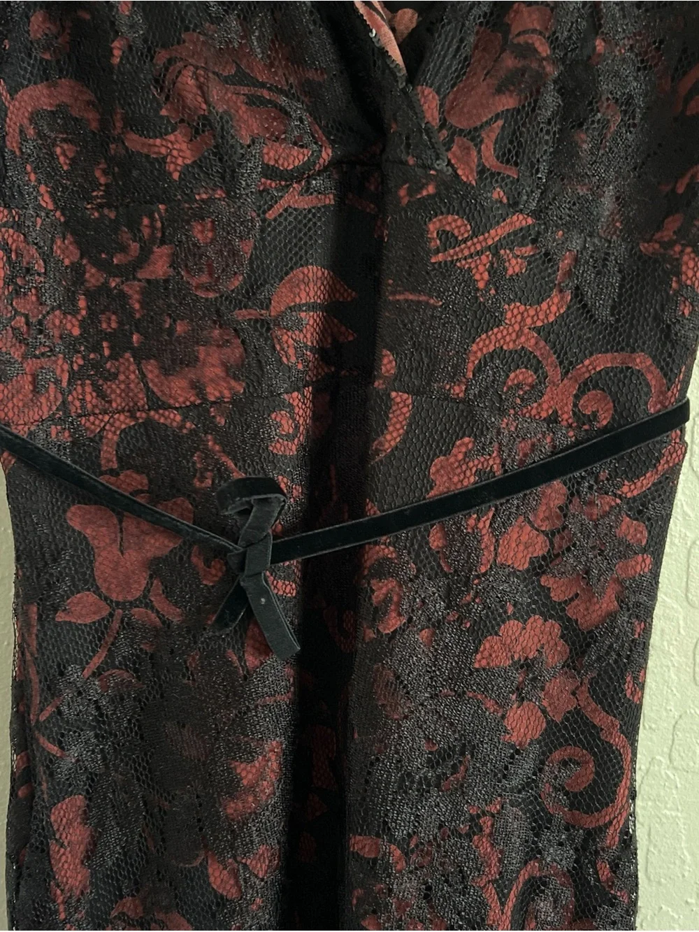 Vintage 90s Y2K Bebe Sheer Lace Overlay V-Neck Babydoll Midi Dress Medium Black